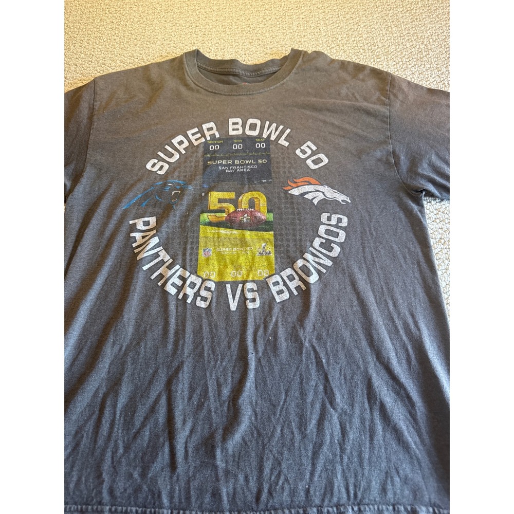 Majestic Super Bowl 50 Panthers vs Broncos Graphic T-Shirt Charcoal Gray Large L